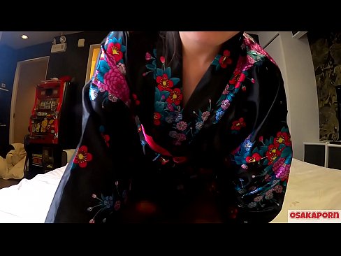 ❤️ O le teine ​​talavou cosplay e fiafia i feusua'iga e fa'atama'ita'i ma se squirt i se fafine ti'eti'e solofanua ma se blowjob. Teine Asia ma pusi fulufulua ma susu aulelei i toniga Iapani masani i ata vitiō faʻaalia le masturbation ma meataalo fuck. Sakura 3 OSAKAORN. ❤ Pono
